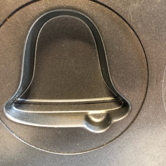 Wilton Cookie Pan Mold Christmas 12 Design Tree Santa Gingerbread Stocking Star - Picture 3 of 9